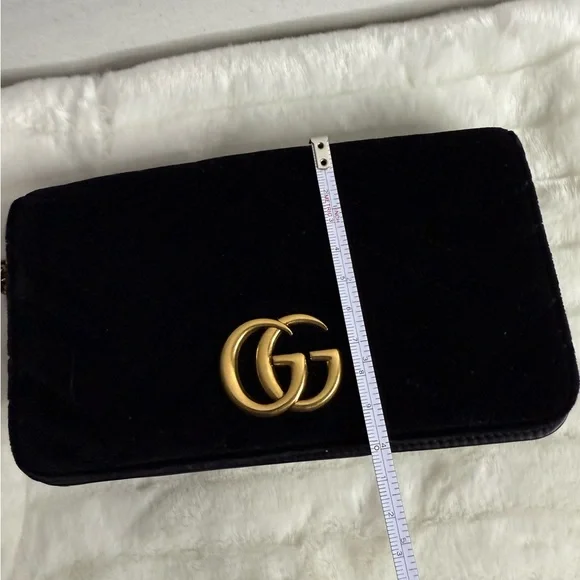 Black GG Chain Wallet - Picture 7 of 15